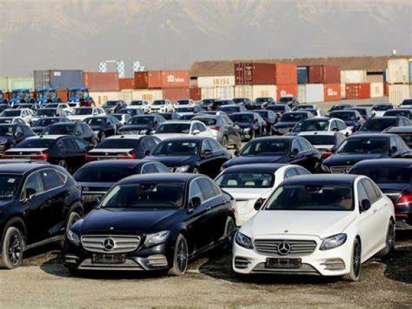گزارش قیمت روز برخی از خودرو های خارجی