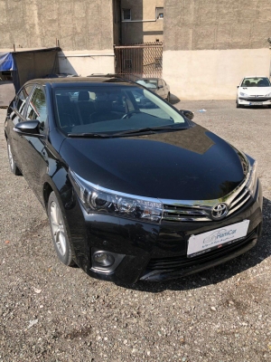 گزارش کارشناسی تویوتا کرولا