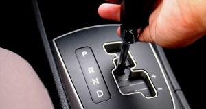 در خودروهای اتوماتیک چه کاری را نباید انجام دهیم؟