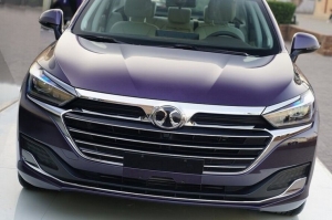 رونمایی از سنووا U7؛ سدان سدان نیمه لوکس اما اقتصادی از بایک