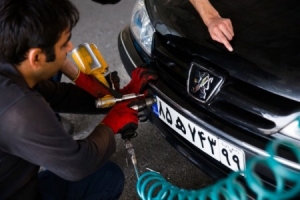 چرا خودروهایی که مدل ۹۹ اند و یورو ۴ هستند را پلاک نمی&zwnj;کنند؟