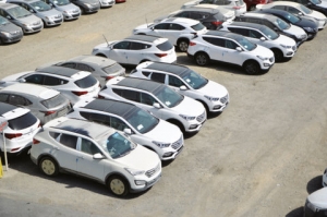 فروش مدت&zwnj;دار خودروهای وارداتی ممنوع شد