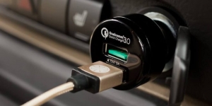 شارژ فندکی و مصرف باتری