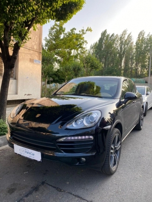 گزارش کارشناسی خودرو پورشه کاین