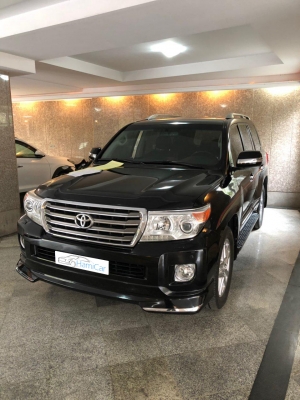 کارشناسی خودرو تویوتا لندکروز مدل ۲۰۱۳