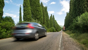 چرا شتاب خودرو کم شده است