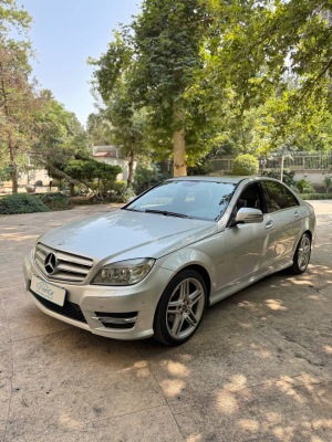 کارشناسی خودرو بنز در محل تهران