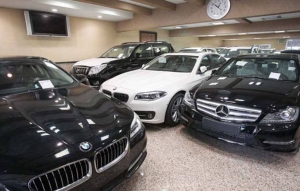 گزارش قیمت برخی از خودرو های وارداتی