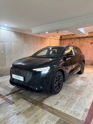 کارشناسی خودرو آئودی در محل تهران